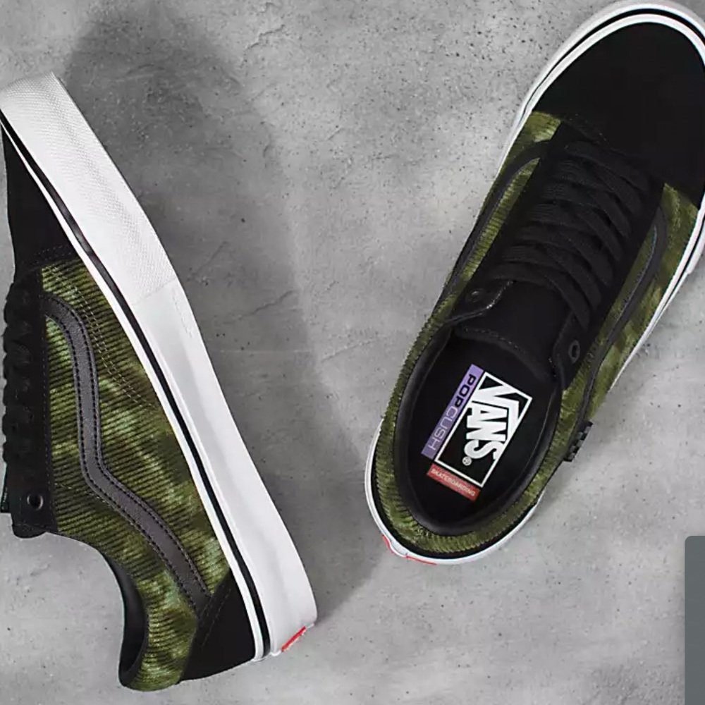 VANS BRAND NEW/ NEVER WORN.